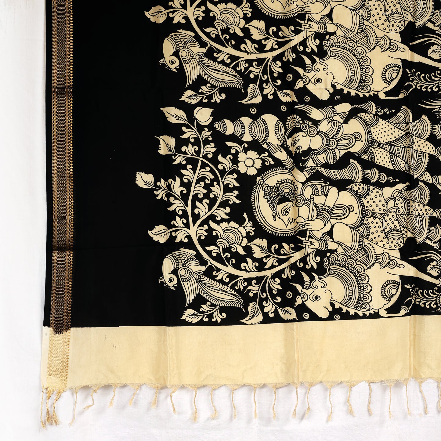 Kalamkari Hand Drawn Hand Painted Mangalgiri Silk Black White Dupatta